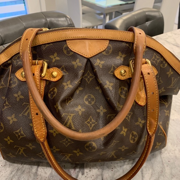 ✨ SOLD ✨Authentic Louis Vuitton Monogram Tivoli GM - Picture 2 of 9